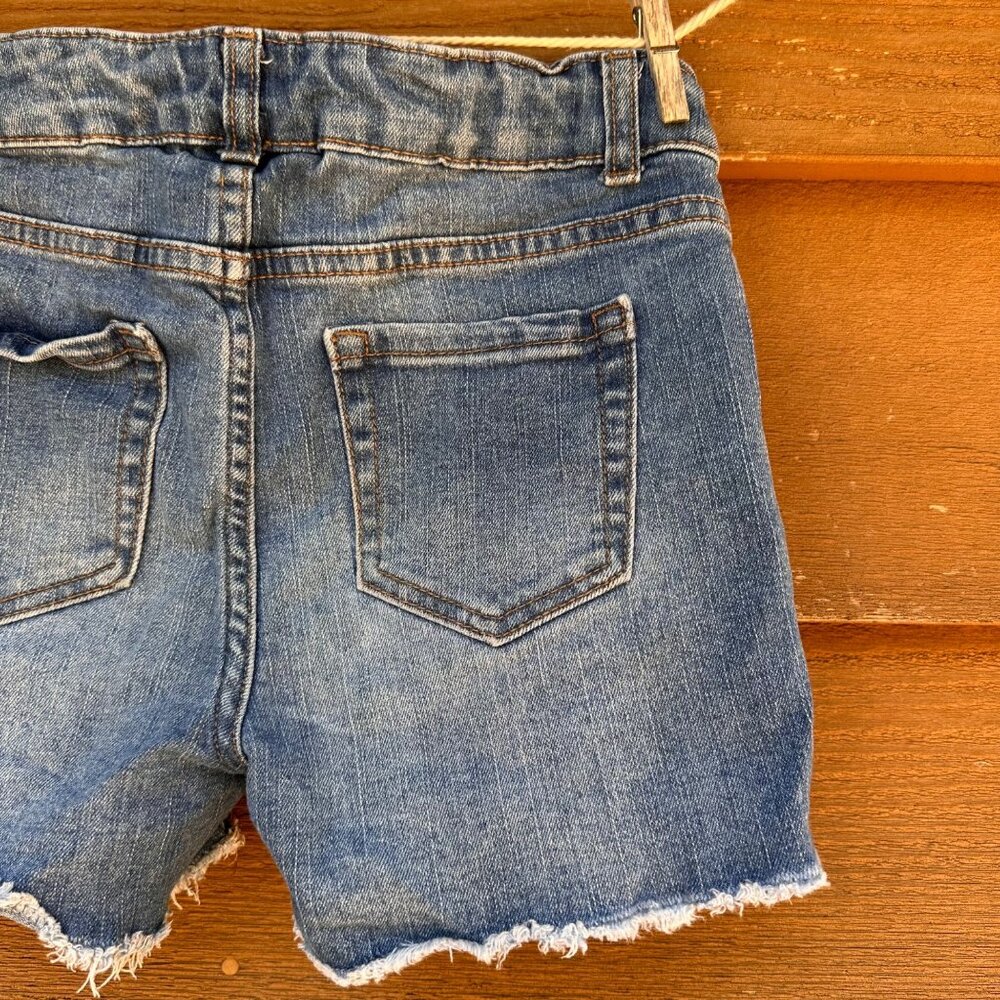 Cat & Jack Girls Distressed Denim Shorts L 10/12 Blue Lace Patch Details Frayed - Picture 8 of 9